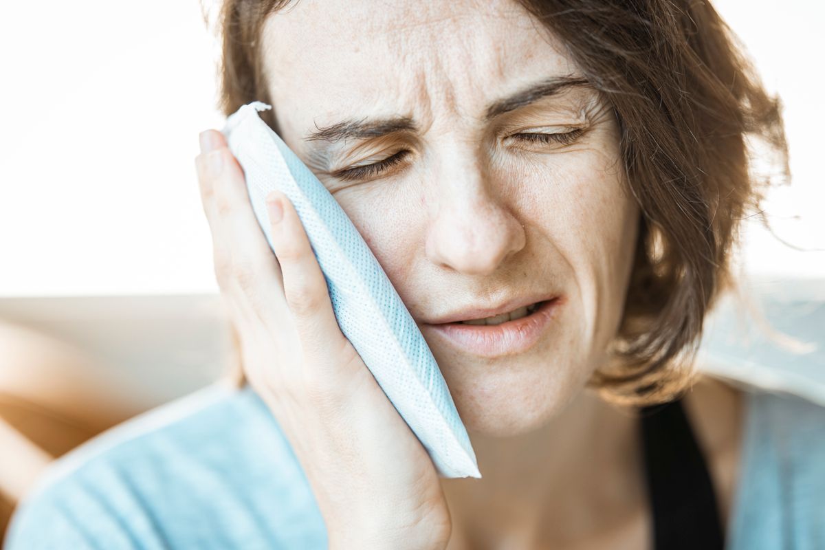 Patient managing jaw pain